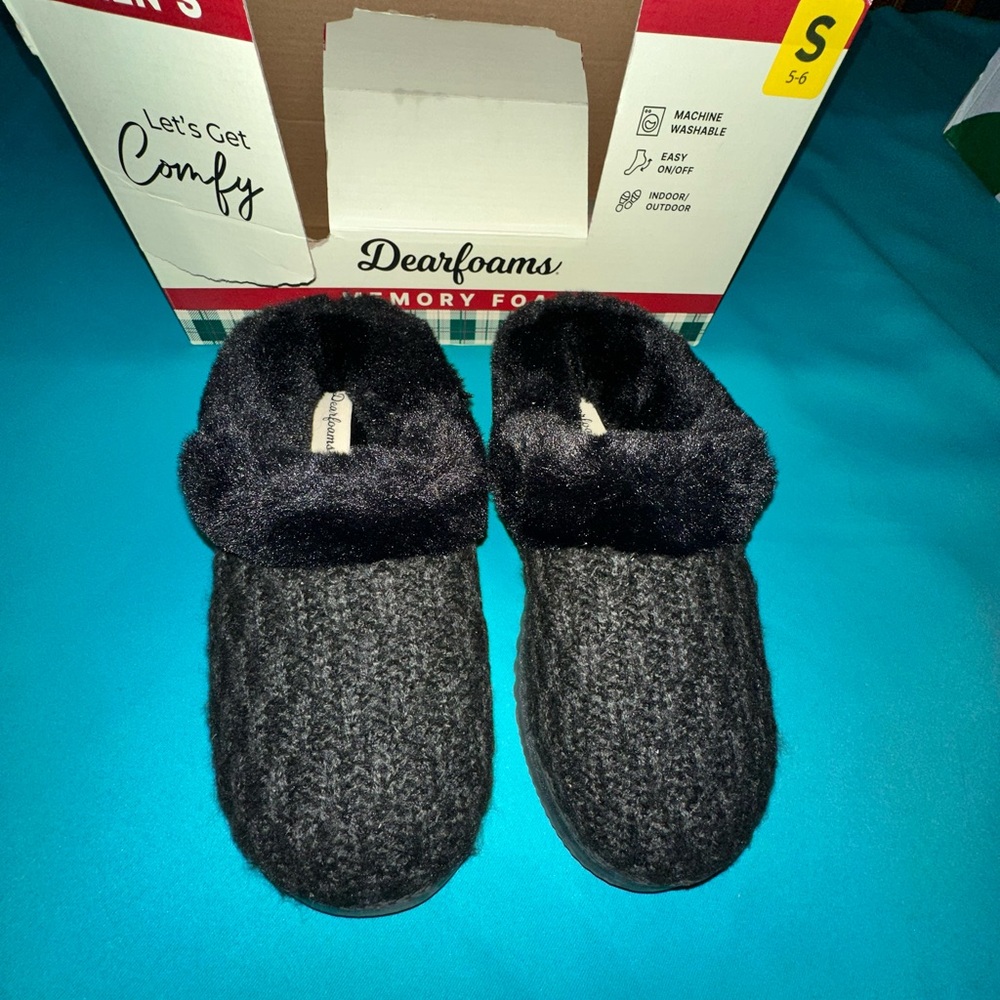 Dearfoams Black Slippers
